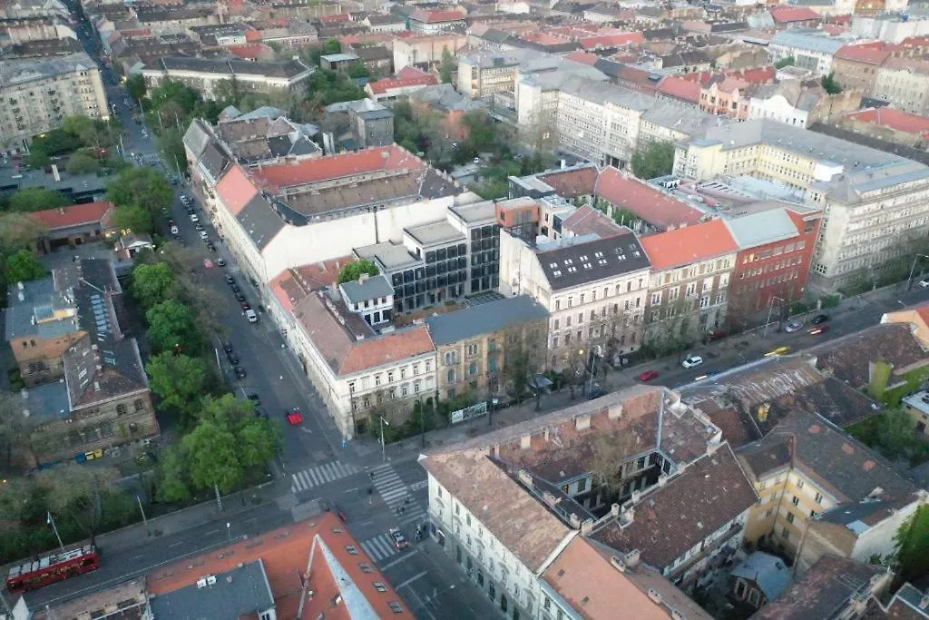 In Budapest Apartment 10